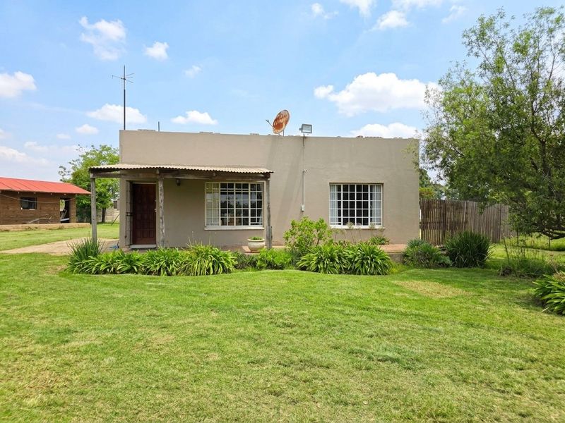 Small Holding - Zesfontein - Photo 2