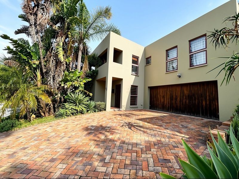 3 Bedroom Double-Storey Family Home!!! - Photo 1