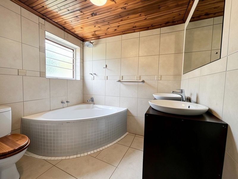 3 Bedroom Double-Storey Family Home!!! - Photo 10