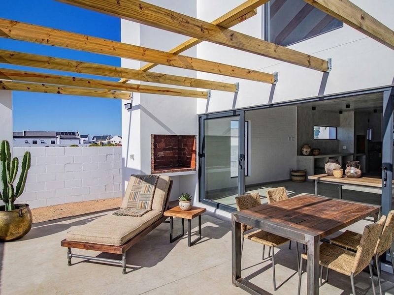Cooler by the Coast - Your Urban Paradise Awaits! - Photo 1