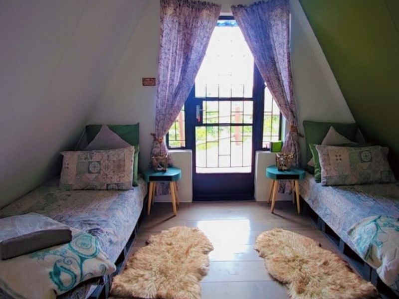2 Bedroom Cabin House For Sale in Utopia Nature Estate - Photo 8