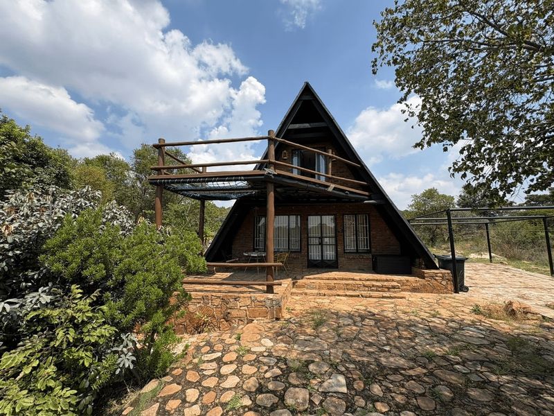2 Bedroom Cabin House For Sale in Utopia Nature Estate - Photo 7
