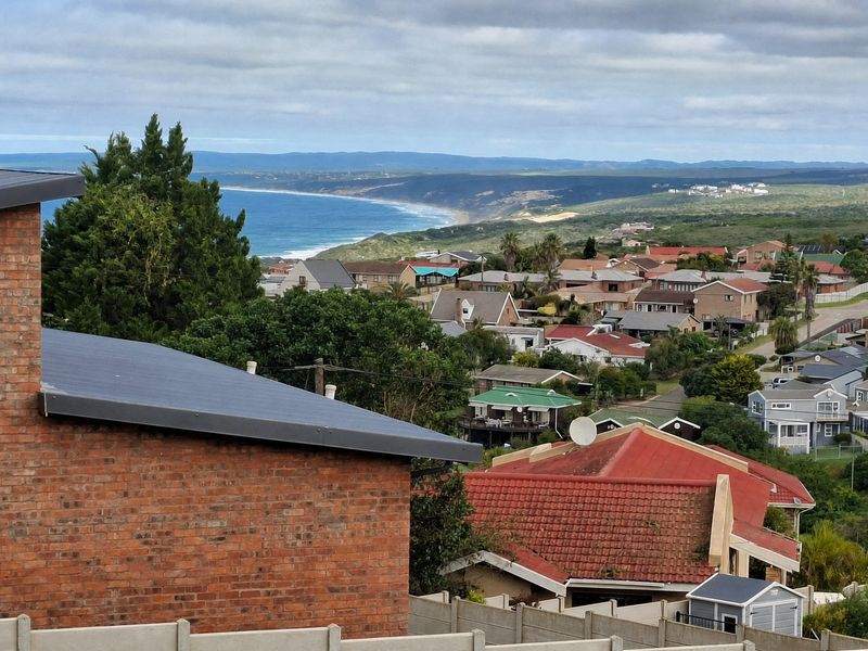 A Stand Above the Rest. Expansive Views, Privacy and Coastal Potential - Photo 2