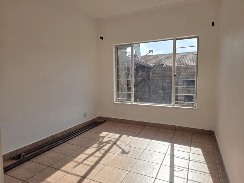 3 bedroom for Sale in Birchleigh North - Photo 9