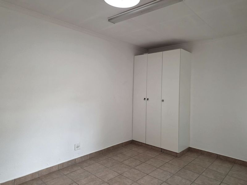 3 bedroom for Sale in Birchleigh North - Photo 10