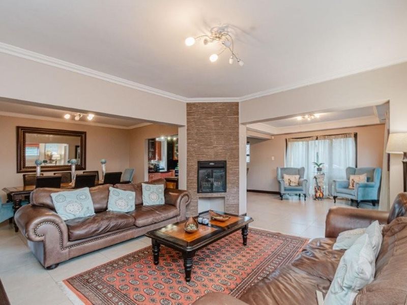 Townhouse For Sale in Noordhang, Randburg - Photo 8