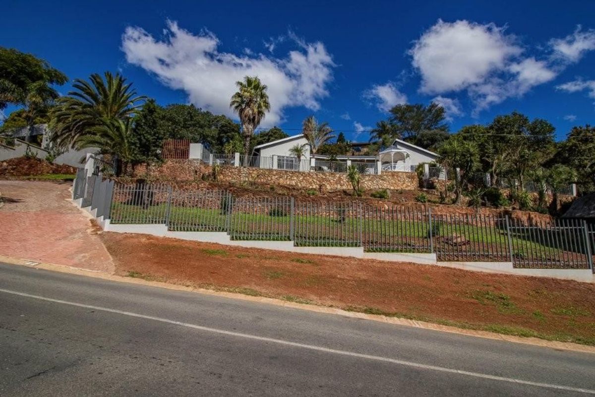 House For Sale in Roodekrans, Roodepoort - Photo 5