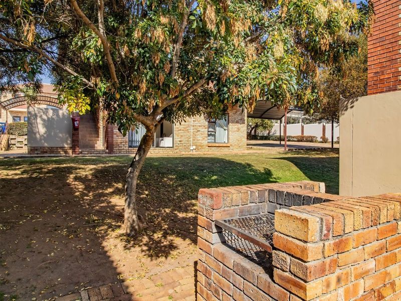 Apartment For Sale in Witkoppen, Sandton - Photo 7