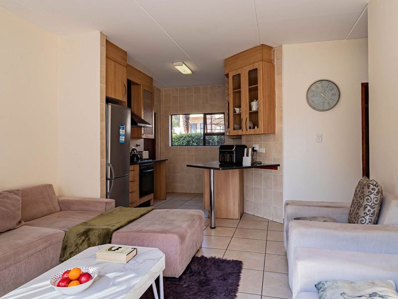 Apartment For Sale in Witkoppen, Sandton - Photo 9