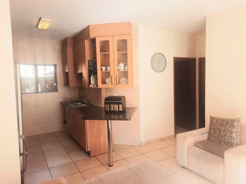 Apartment For Sale in Witkoppen, Sandton - Photo 6