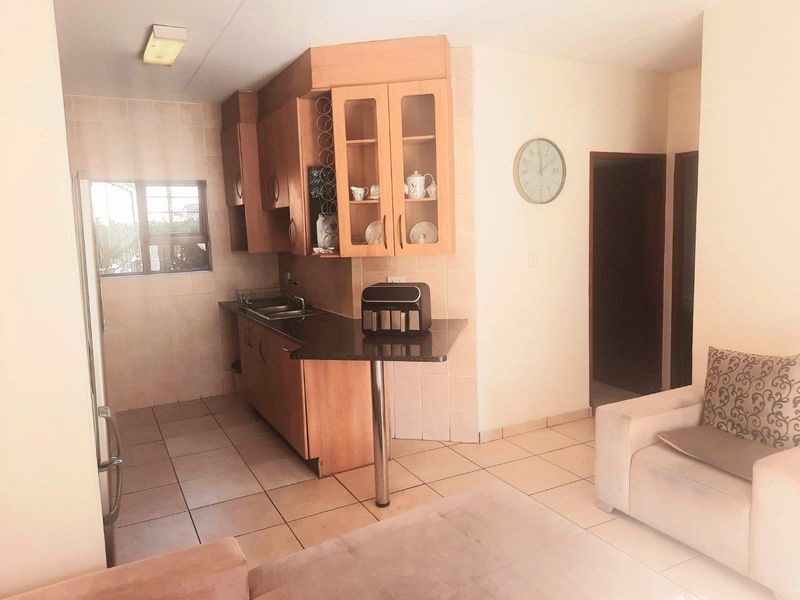 Apartment For Sale in Witkoppen, Sandton - Photo 4