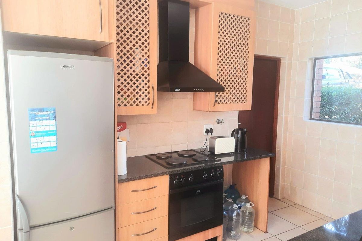 Apartment For Sale in Witkoppen, Sandton - Photo 2