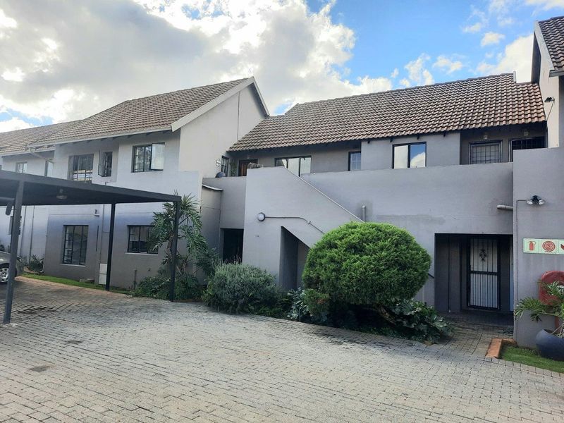 Apartment For Sale in Radiokop, Roodepoort - Photo 3