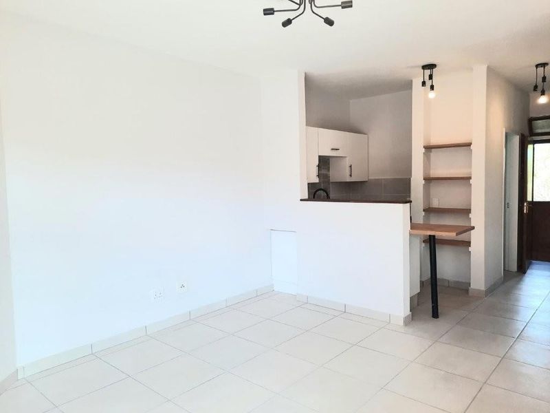 Apartment For Sale in Honeydew Manor, Roodepoort - Photo 8