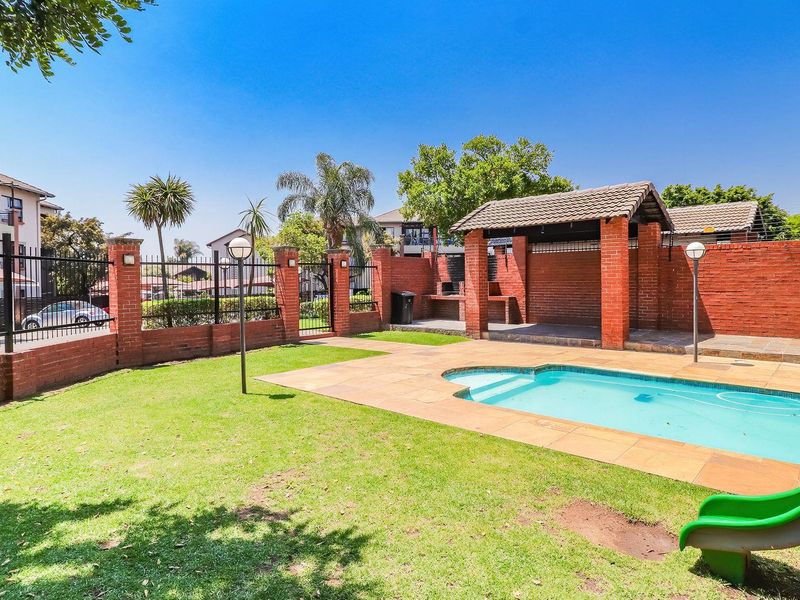 Apartment For Sale in Noordhang, Randburg - Photo 7