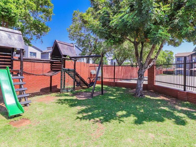 Apartment For Sale in Noordhang, Randburg - Photo 6