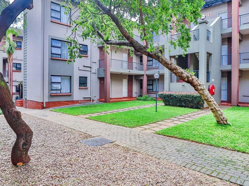 Apartment For Sale in Noordhang, Randburg - Photo 3