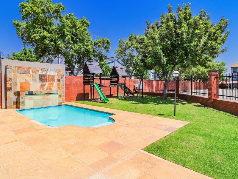 Apartment For Sale in Noordhang, Randburg - Photo 4