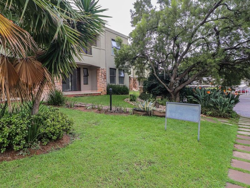 Apartment For Sale in Witkoppen, Sandton - Photo 4