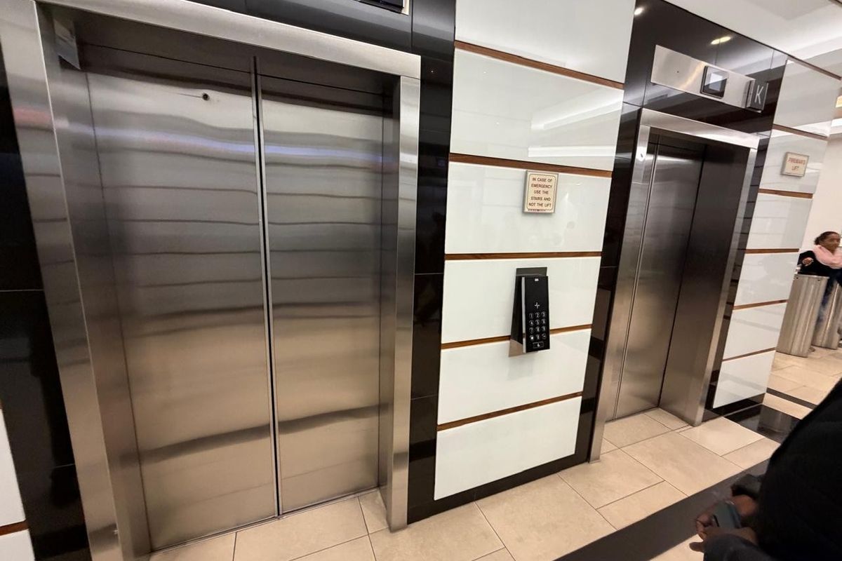 Fitted-Out Offices To Rent at The Towers, Cape Town - Photo 4
