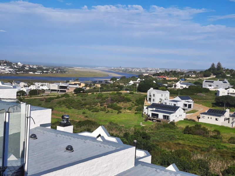 Apartment For Sale in Stilbaai Wes, Stilbaai - Photo 3