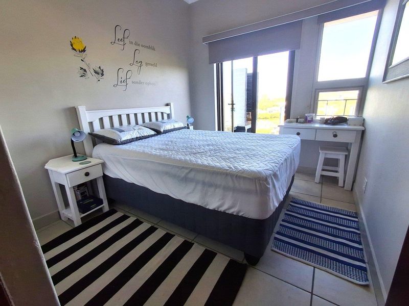 Apartment For Sale in Stilbaai Wes, Stilbaai - Photo 5