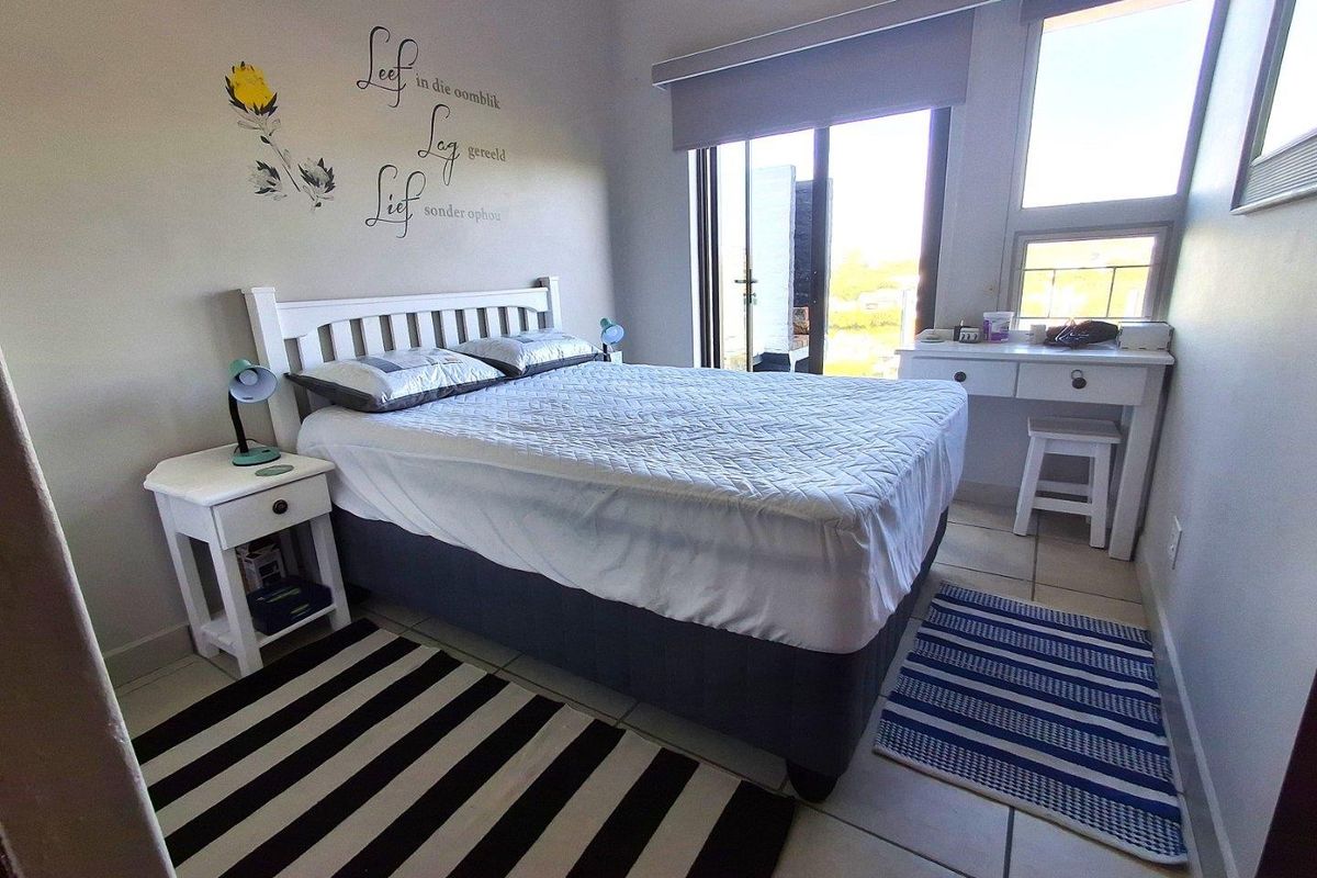Apartment For Sale in Stilbaai Wes, Stilbaai - Photo 5