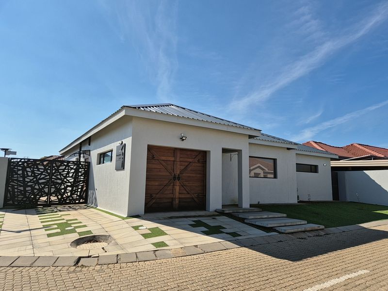 House For Sale in Waterberry Estate, Potchefstroom, North West - Photo 5