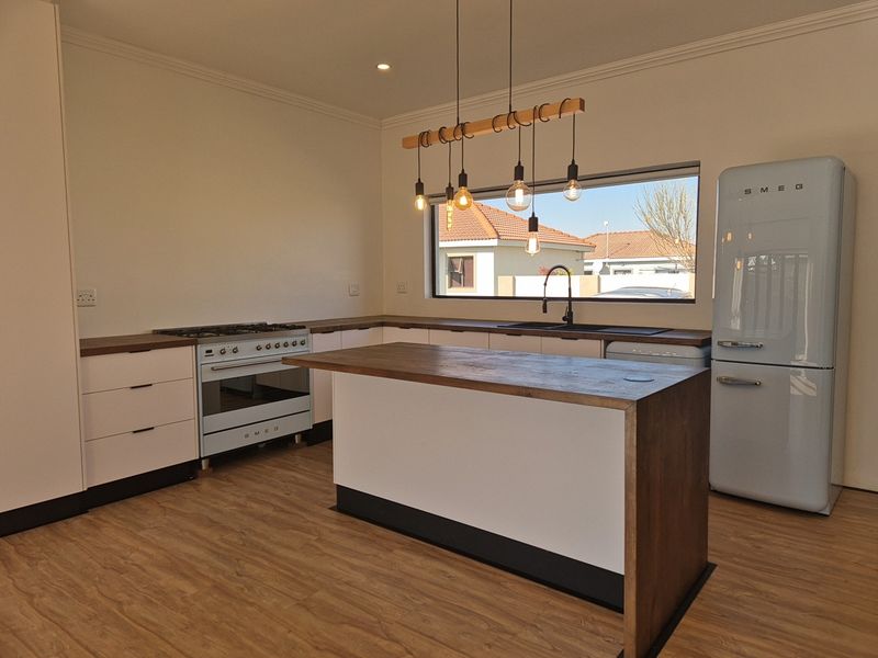 House For Sale in Waterberry Estate, Potchefstroom, North West - Photo 3