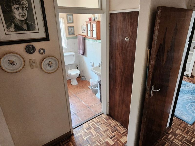 A Generational Gem Waiting For Your Personal Touch in Verwoerdpark, Kimberley - Photo 8