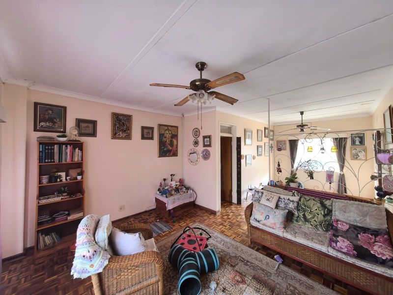 A Generational Gem Waiting For Your Personal Touch in Verwoerdpark, Kimberley - Photo 6