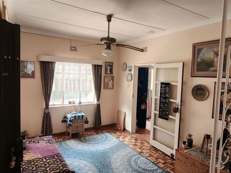 A Generational Gem Waiting For Your Personal Touch in Verwoerdpark, Kimberley - Photo 7