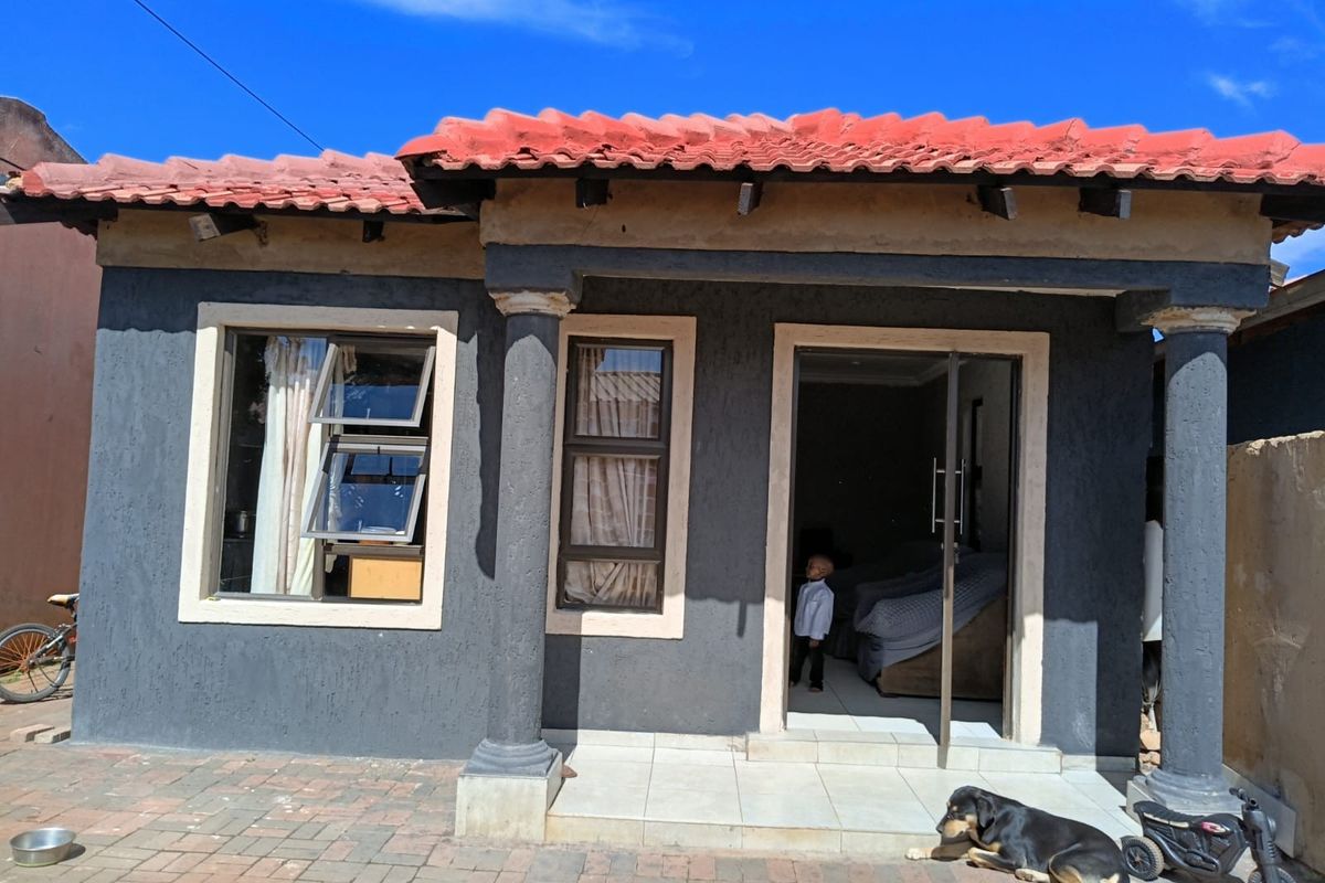 House For Sale in Protea Glen, Soweto - Photo 5