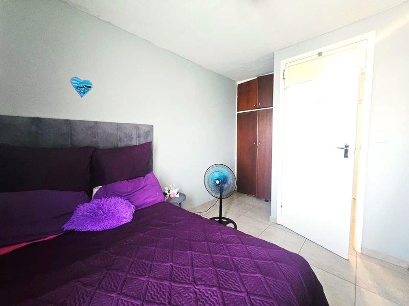 Apartment For Sale in Glenwood, Durban, KwaZulu-Natal - Photo 8