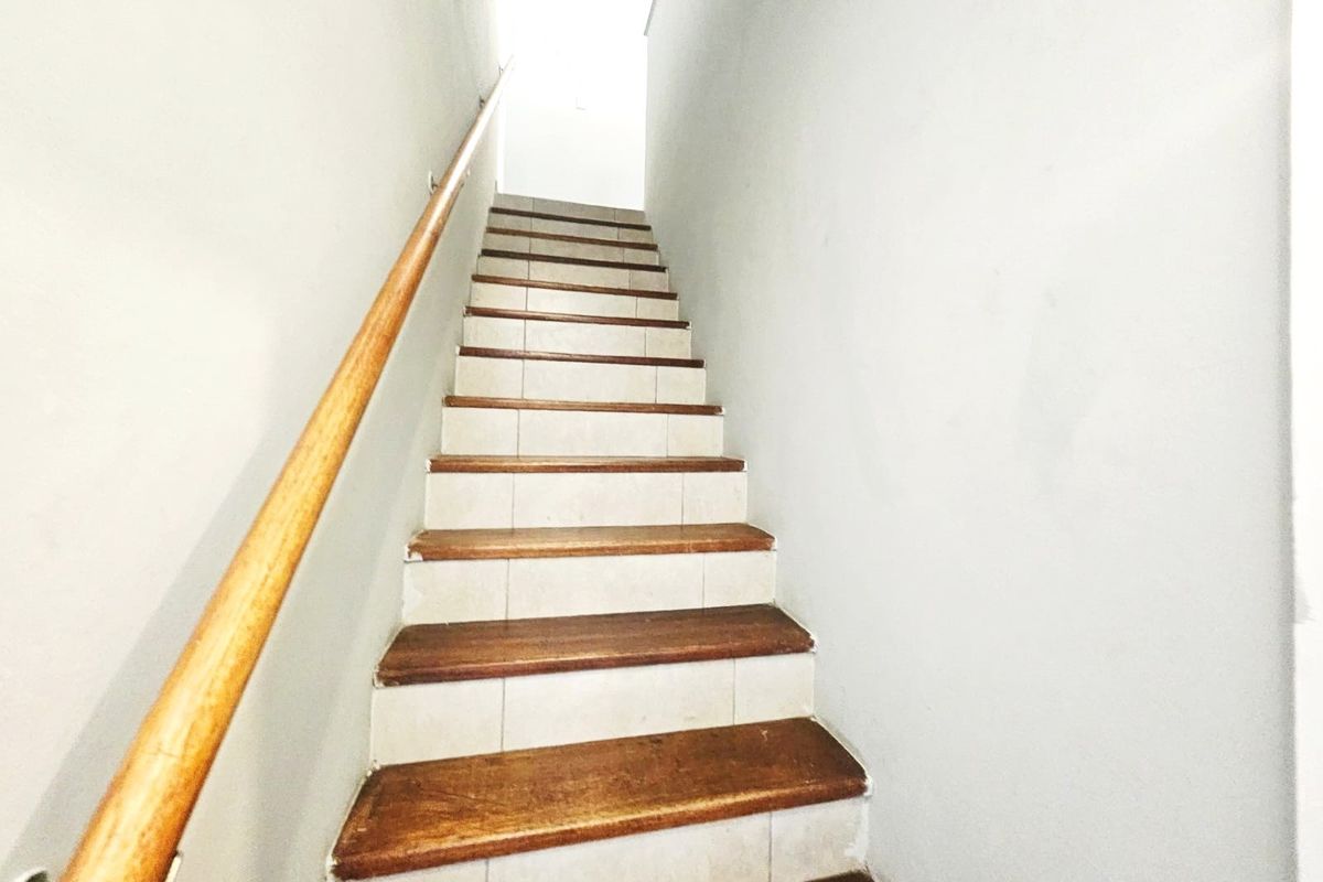 Apartment For Sale in Glenwood, Durban, KwaZulu-Natal - Photo 5