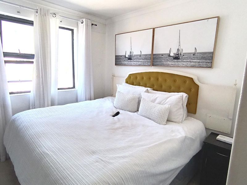 Stylish City Living with Table Mountain Views in the Heart of Zonnebloem - Photo 9