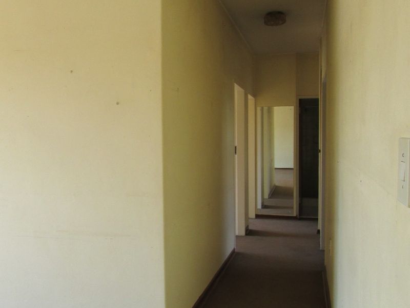 Townhouse For Sale in Erasmus, Bronkhorstspruit - Photo 5