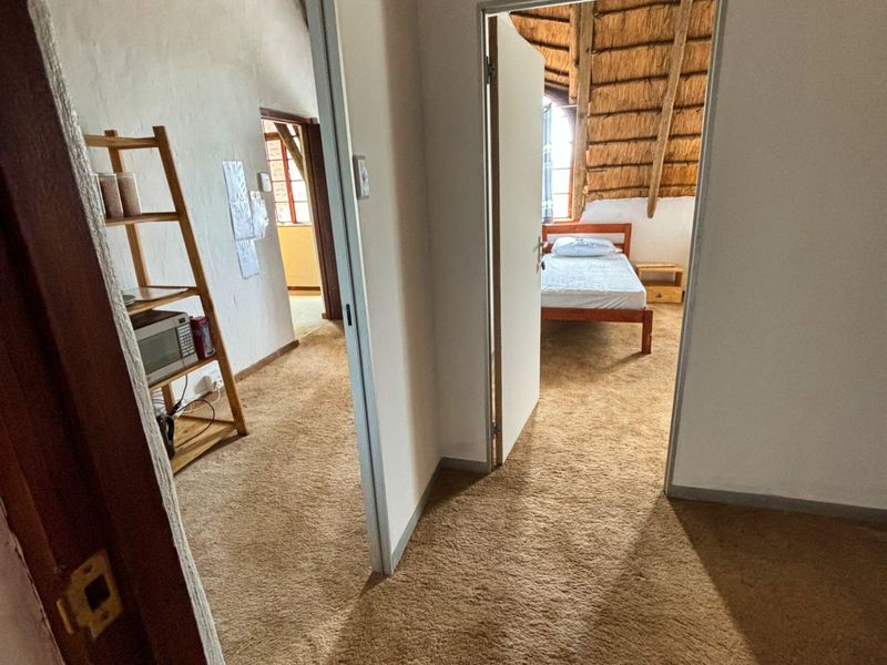 Dual Living Apartment in Worlds View, Hilton - Photo 3
