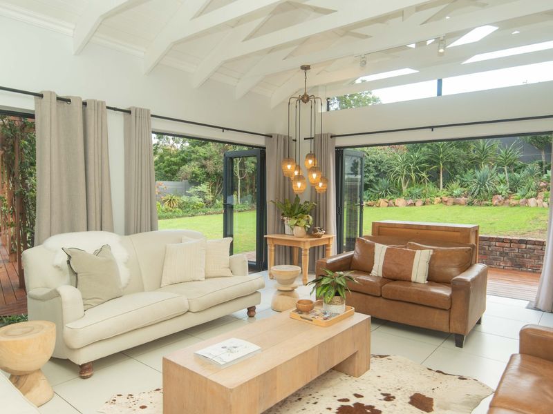 Gorgeous 3 Bedroom Home with Flat in Linkside - Photo 3