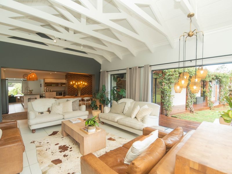 Gorgeous 3 Bedroom Home with Flat in Linkside - Photo 9