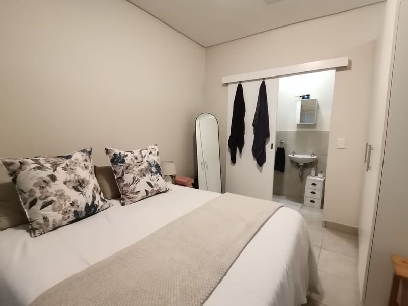 3 Bedroom Duplex Apartment to Rent in Bergendal Country Villas, Paarl - Photo 8