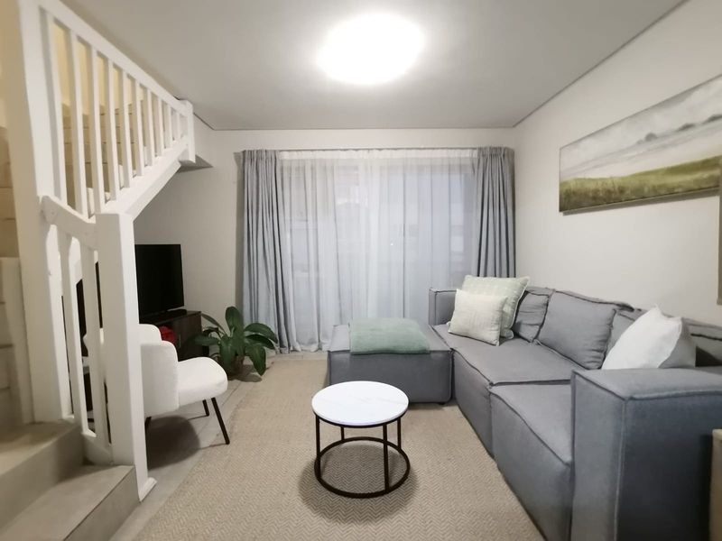 3 Bedroom Duplex Apartment to Rent in Bergendal Country Villas, Paarl - Photo 3