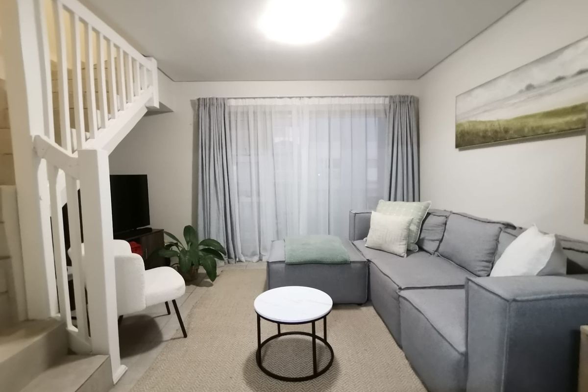 3 Bedroom Duplex Apartment to Rent in Bergendal Country Villas, Paarl - Photo 3