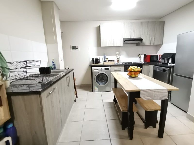 3 Bedroom Duplex Apartment to Rent in Bergendal Country Villas, Paarl - Photo 4