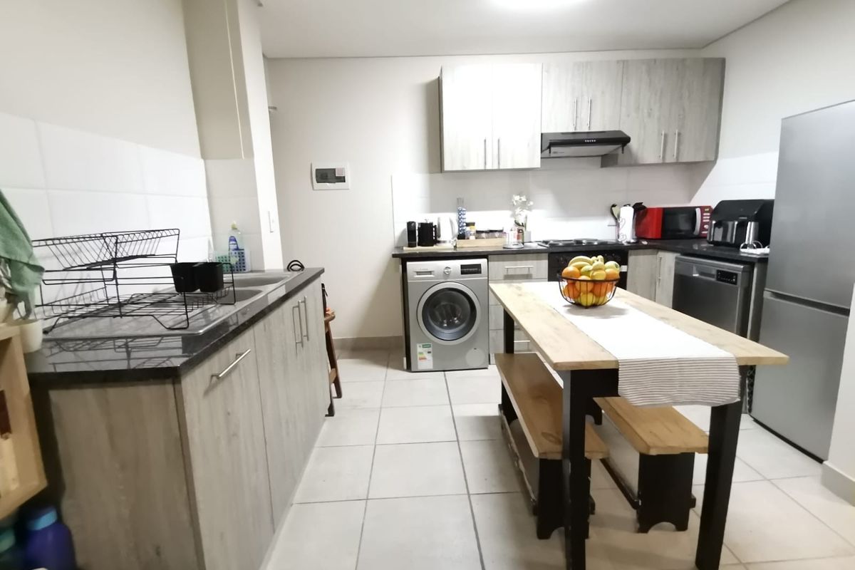 3 Bedroom Duplex Apartment to Rent in Bergendal Country Villas, Paarl - Photo 4