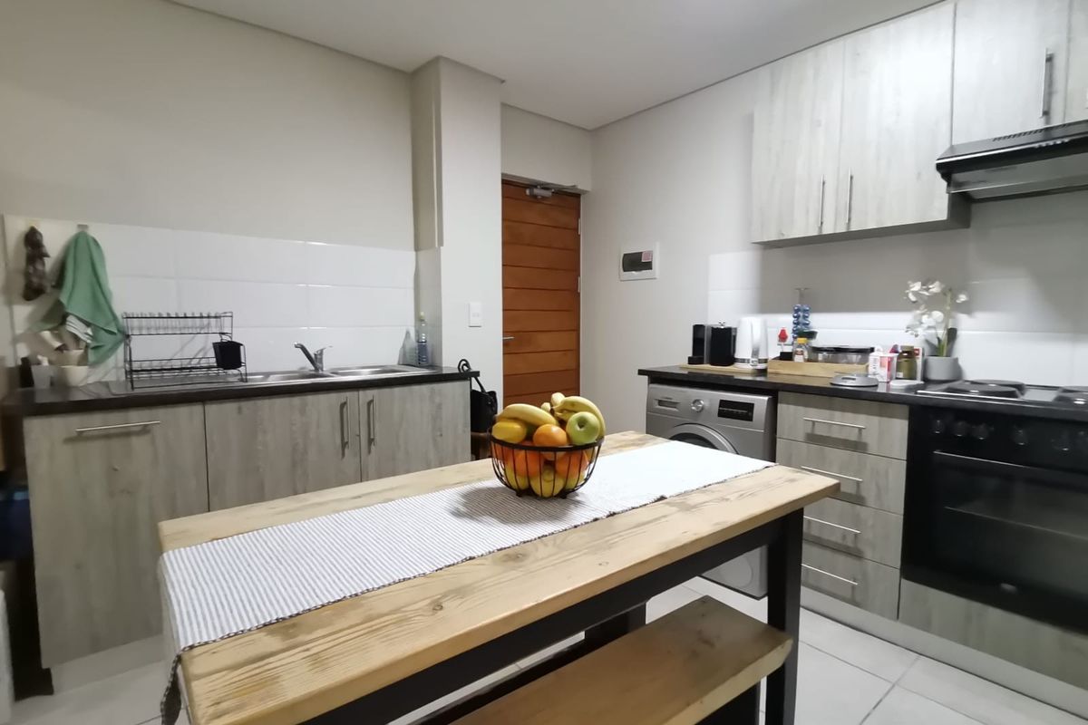 3 Bedroom Duplex Apartment to Rent in Bergendal Country Villas, Paarl - Photo 5