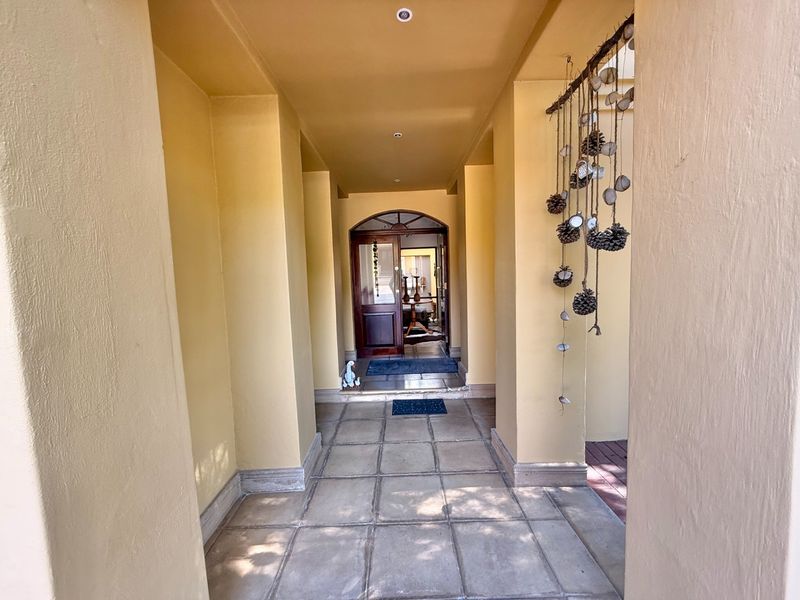 Secure Full Title Estate Living in Midrand! 3 Bedroom House - Photo 3