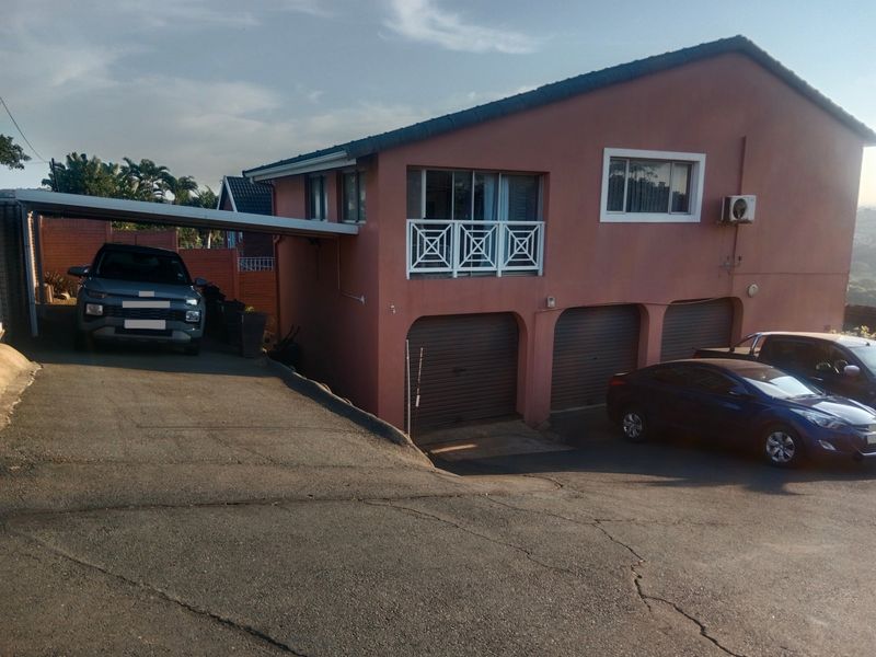 House For Sale in Ocean view, Bluff - Photo 1