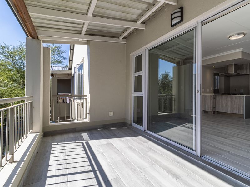 3Bedroom Apartment in Broadacres Sought After Estate - Photo 3