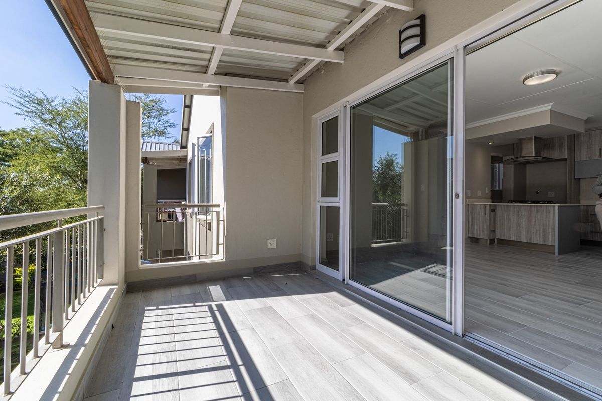 3Bedroom Apartment in Broadacres Sought After Estate - Photo 3